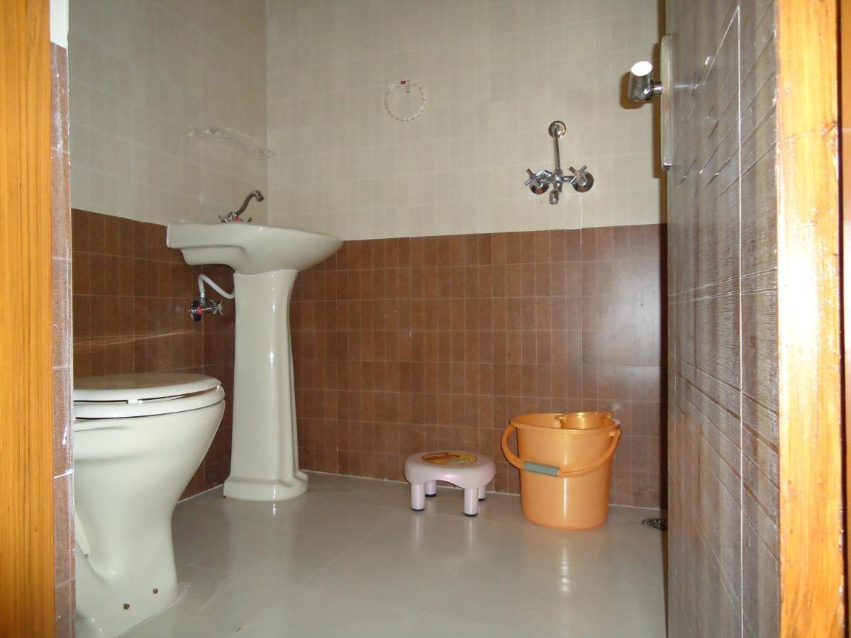 Basil Inn Home Stay Walking Distance From Taj Mahal Agra Agra  Esterno foto